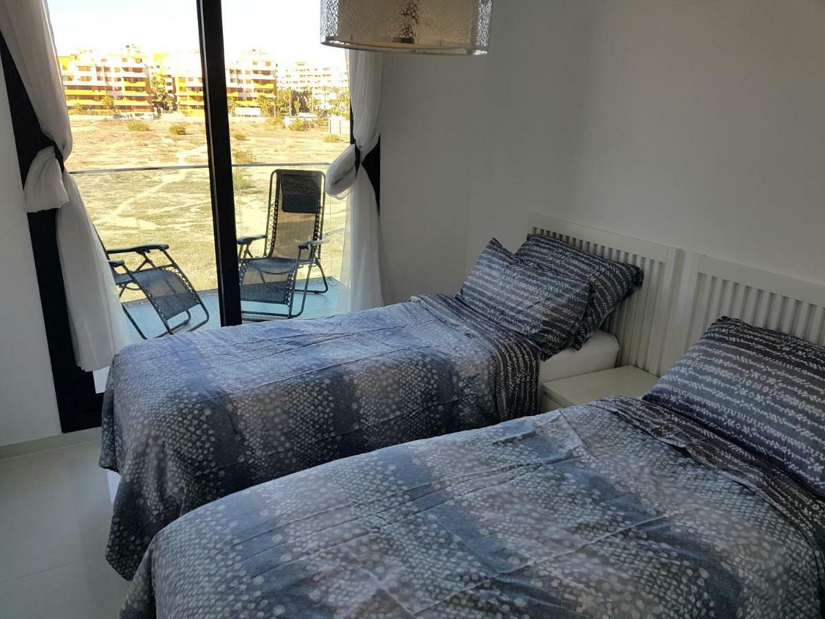 Sea Senses Apartman Torrevieja Kültér fotó